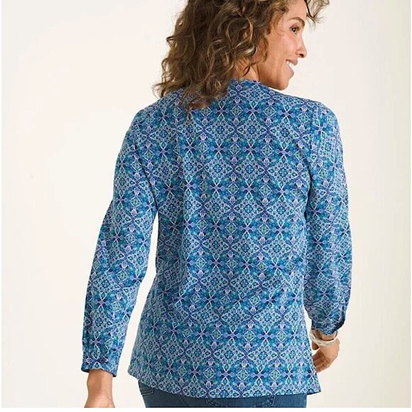 NWT Chico’s blue medallion print draped flounce front blouse size large - Picture 2 of 16